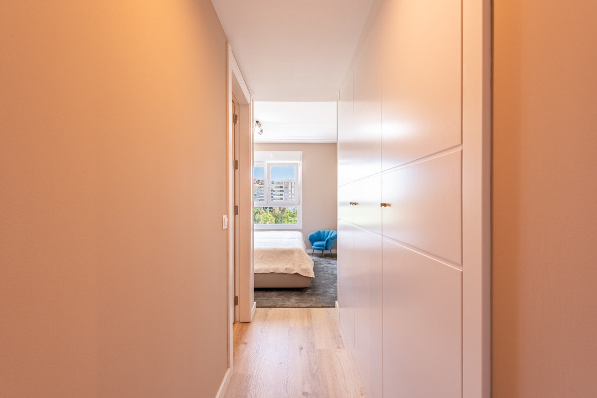 3 Bedroom Apartment for Sale in Nueva Andalucía — 9