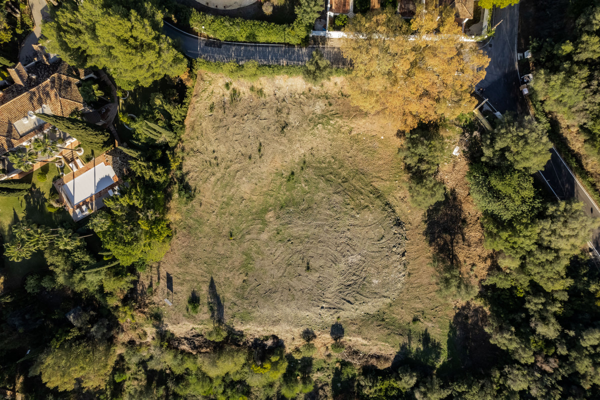 Plot for Sale in Benahavís — 2