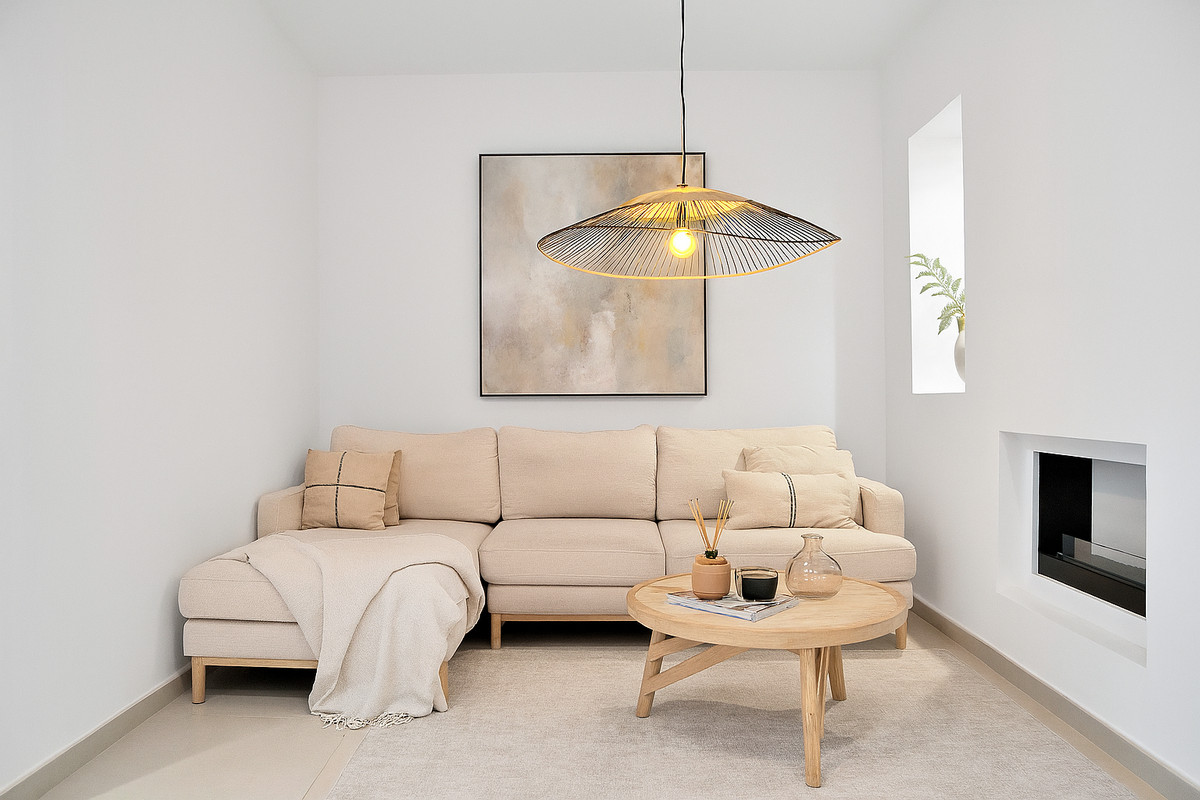 2 Bedroom Apartment for Sale in Estepona — 4