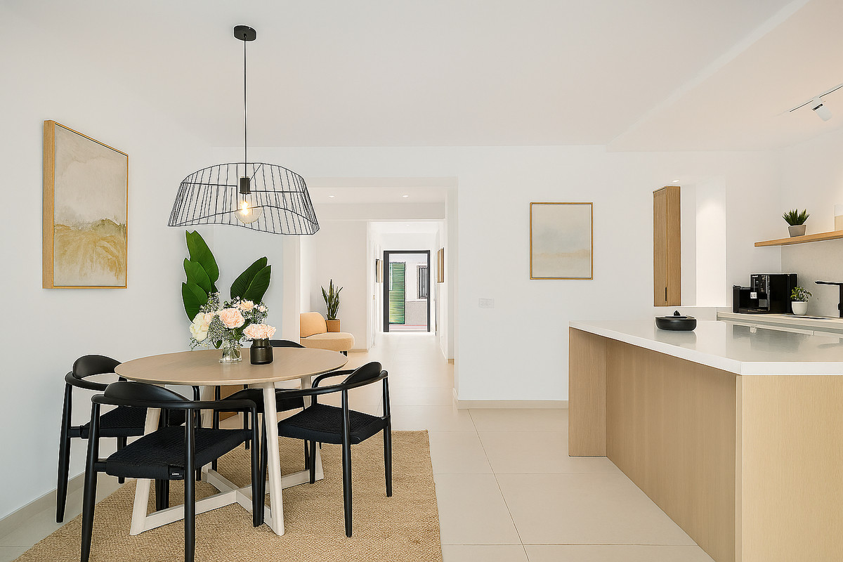 2 Bedroom Apartment for Sale in Estepona — 6