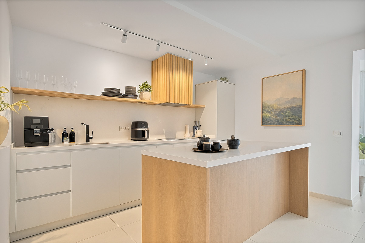 2 Bedroom Apartment for Sale in Estepona — 7