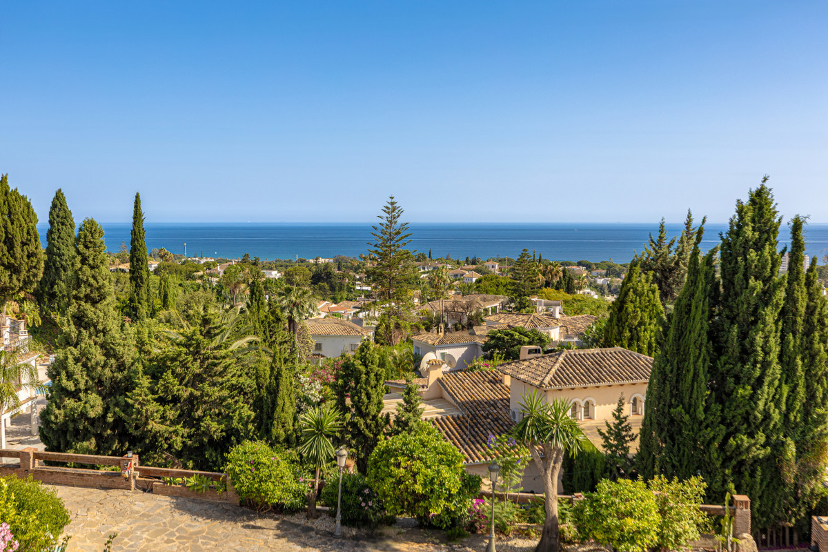 3 Bedroom Villa for Sale in Marbella — 5