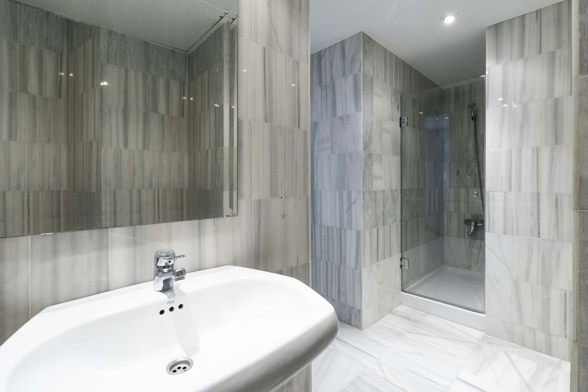3 Bedroom Apartment for Sale in Marbella — 7