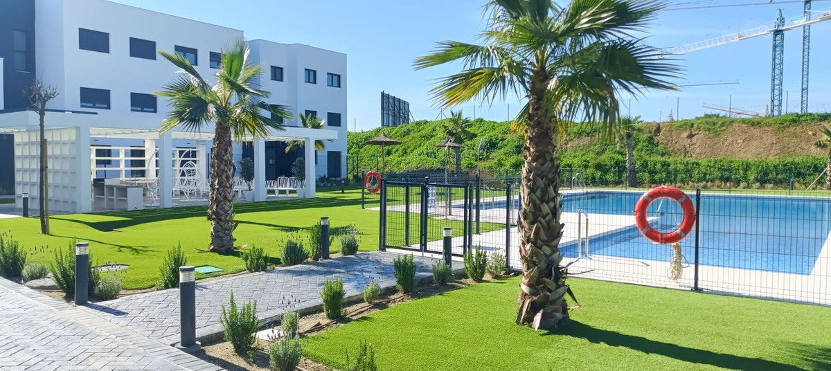 2 Bedroom Apartment for Sale in Estepona — 2