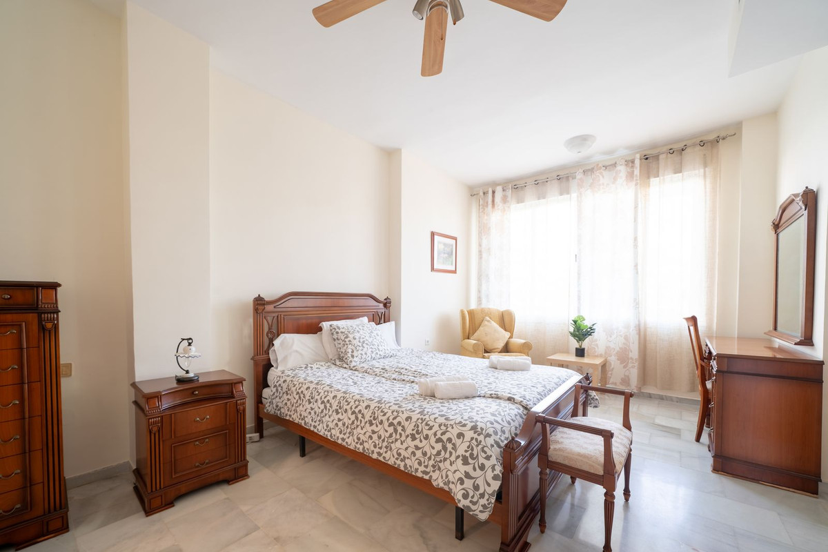 3 Bedroom Apartment for Sale in Nueva Andalucía — 3