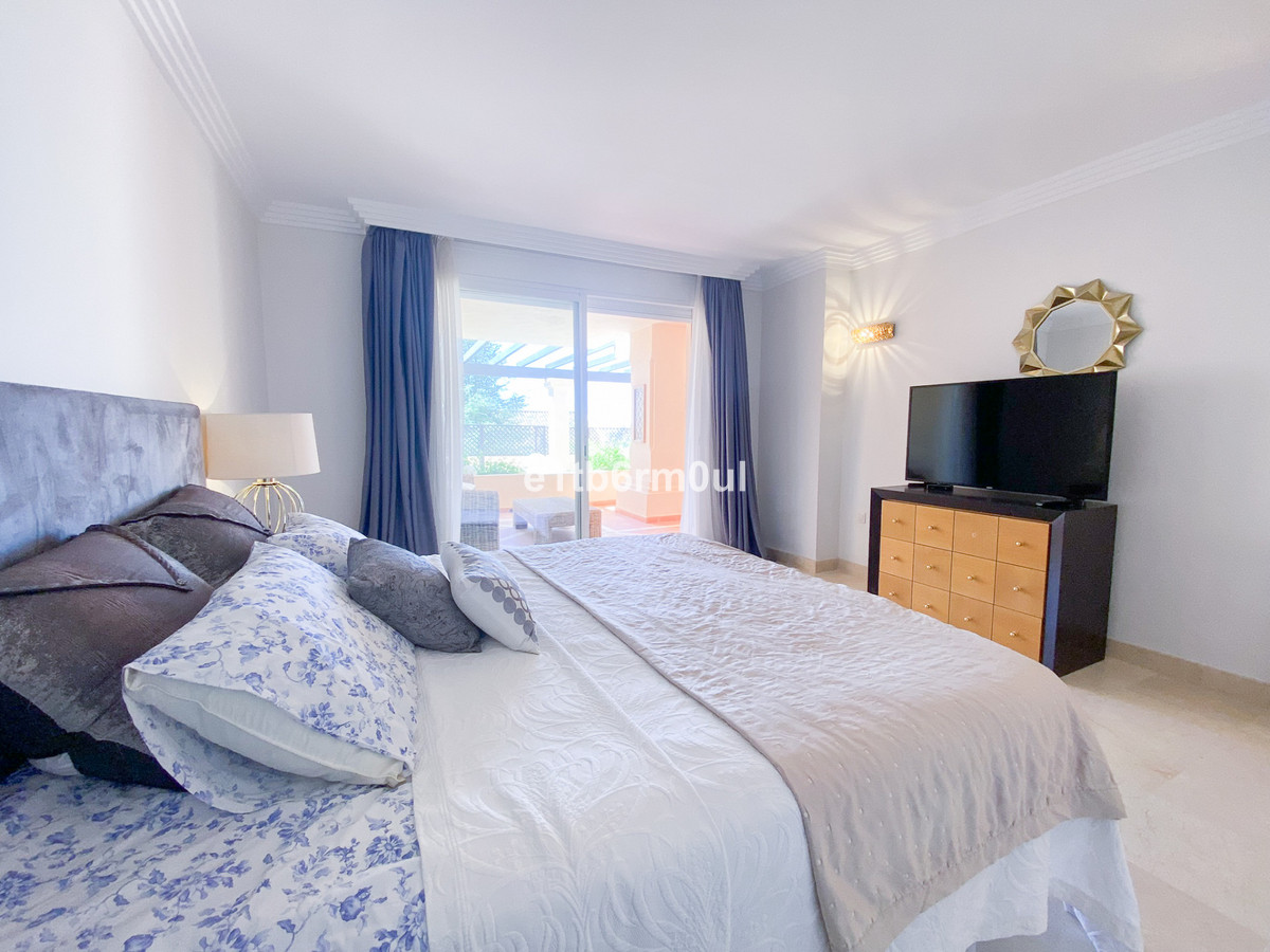 2 Bedroom Apartment for Sale in Nueva Andalucía — 7