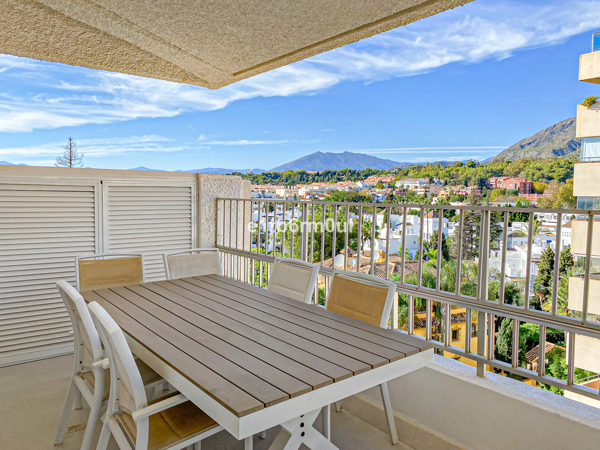 2 Bedroom Apartment for Sale in The Golden Mile — 7