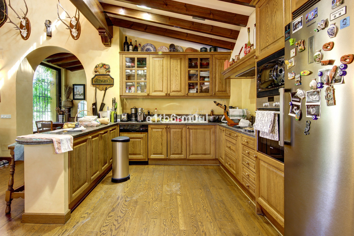 5 Bedroom Villa for Sale in Ojén — 8