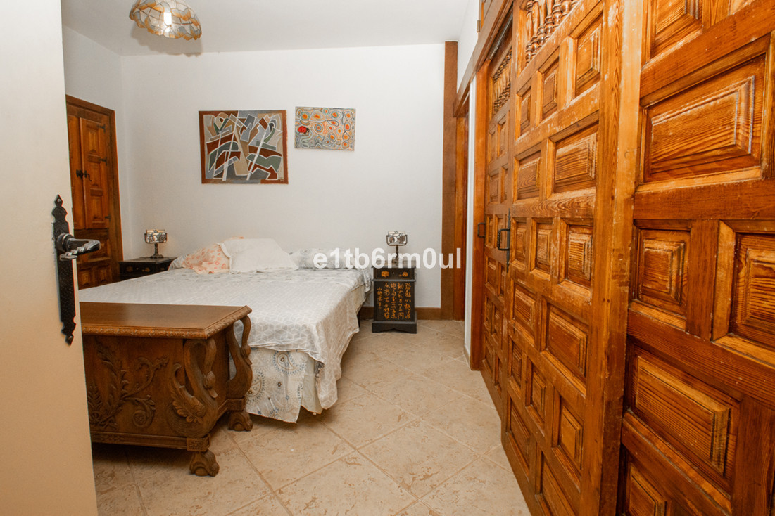 1 Bedroom Apartment for Sale in The Golden Mile — 9