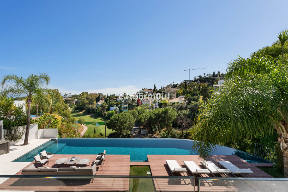 6 Bedroom Villa for Sale in La Quinta — 2