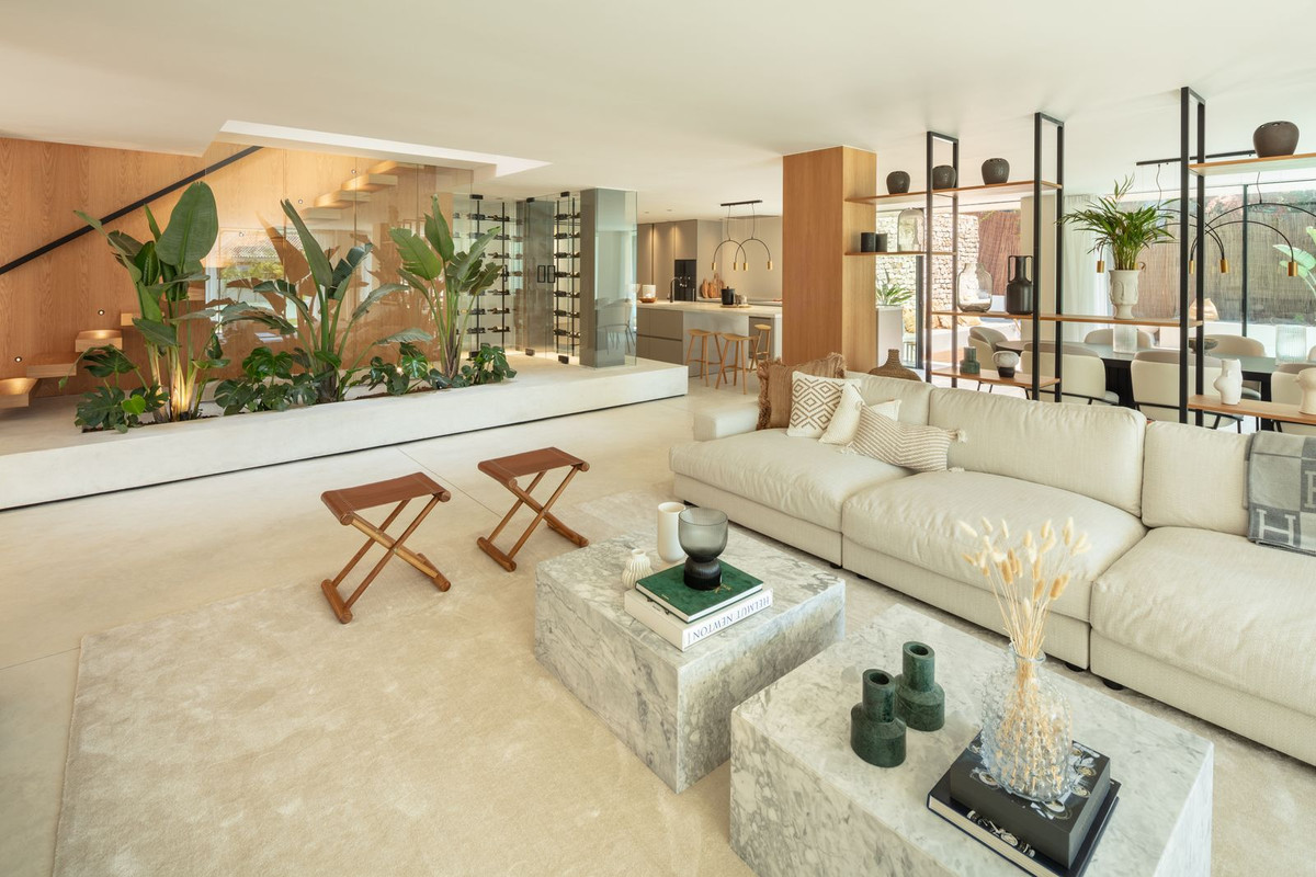 4 Bedroom Villa for Sale in Marbella — 5