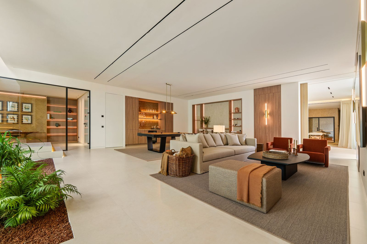 5 Bedroom Villa for Sale in Marbella — 6