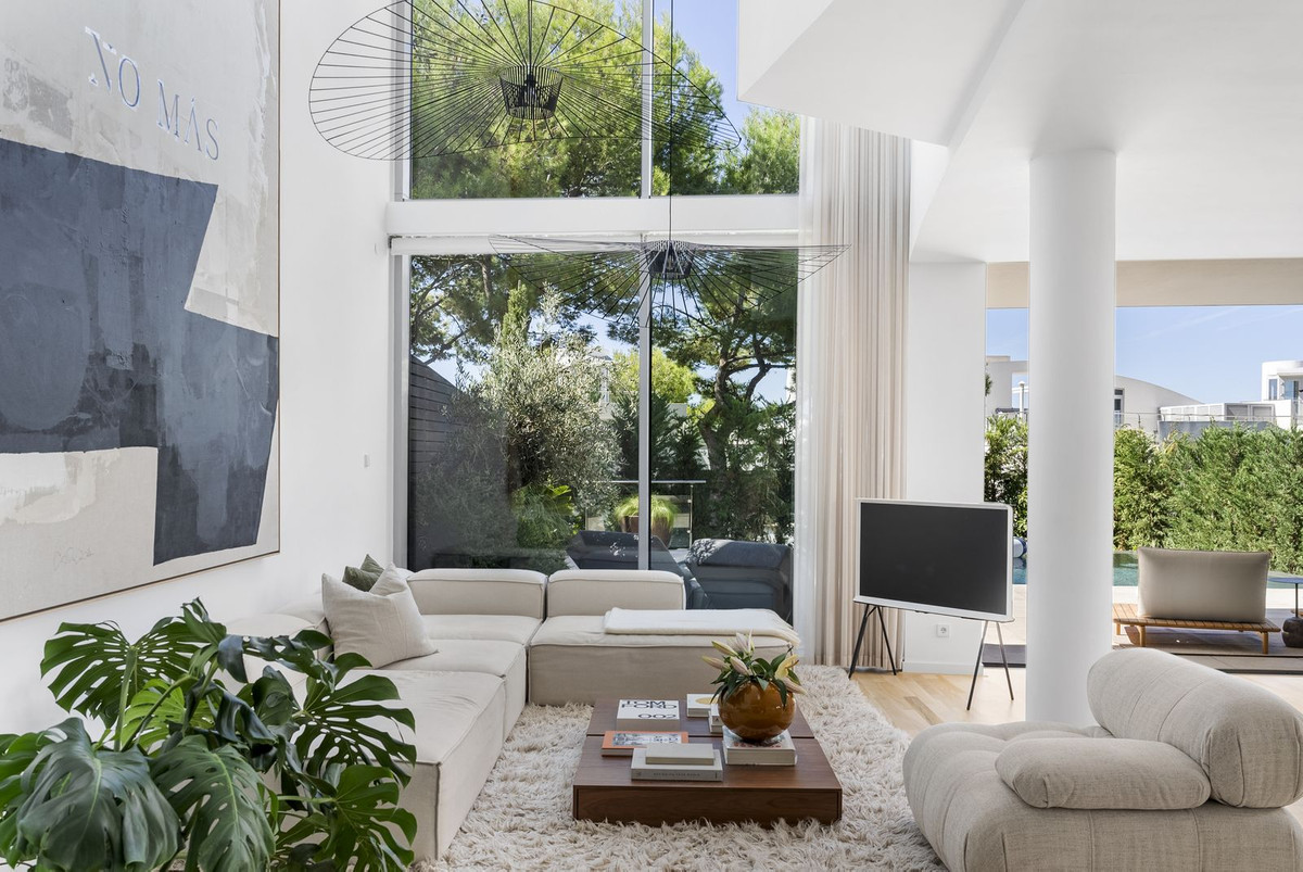 3 Bedroom Villa for Sale in Marbella — 6