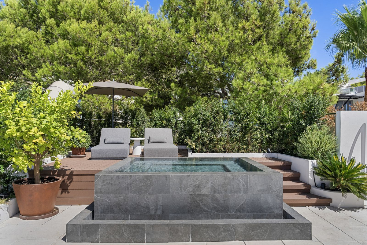 3 Bedroom Villa for Sale in Marbella — view 10