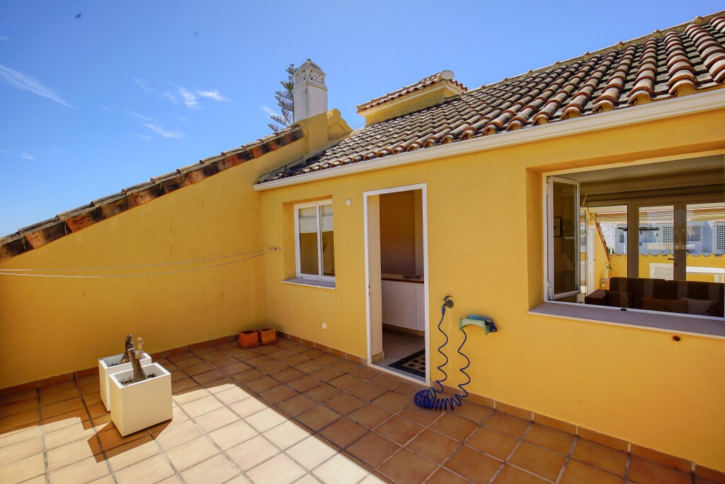 3 Bedroom Apartment for Sale in Bel Air — 2