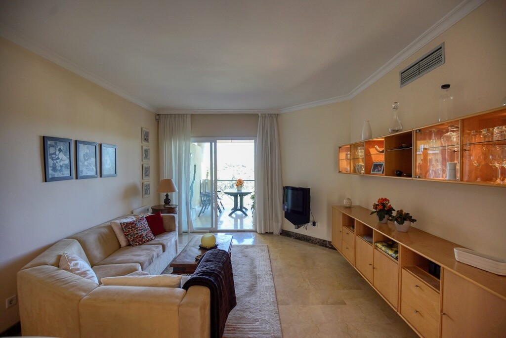3 Bedroom Apartment for Sale in Bel Air — view 10