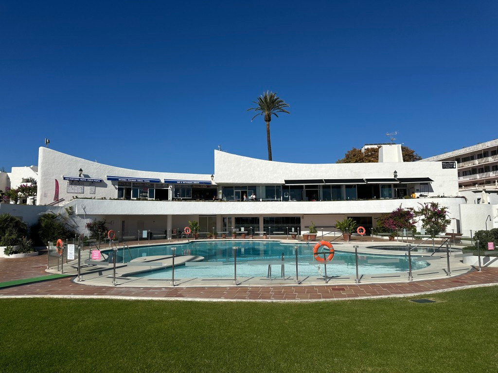 2 Bedroom Villa for Sale in Estepona — 4