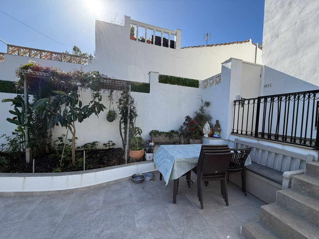 3 Bedroom Villa for Sale in Estepona — 6