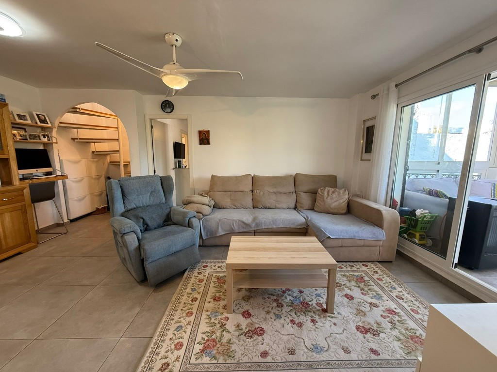3 Bedroom Villa for Sale in Estepona — 9