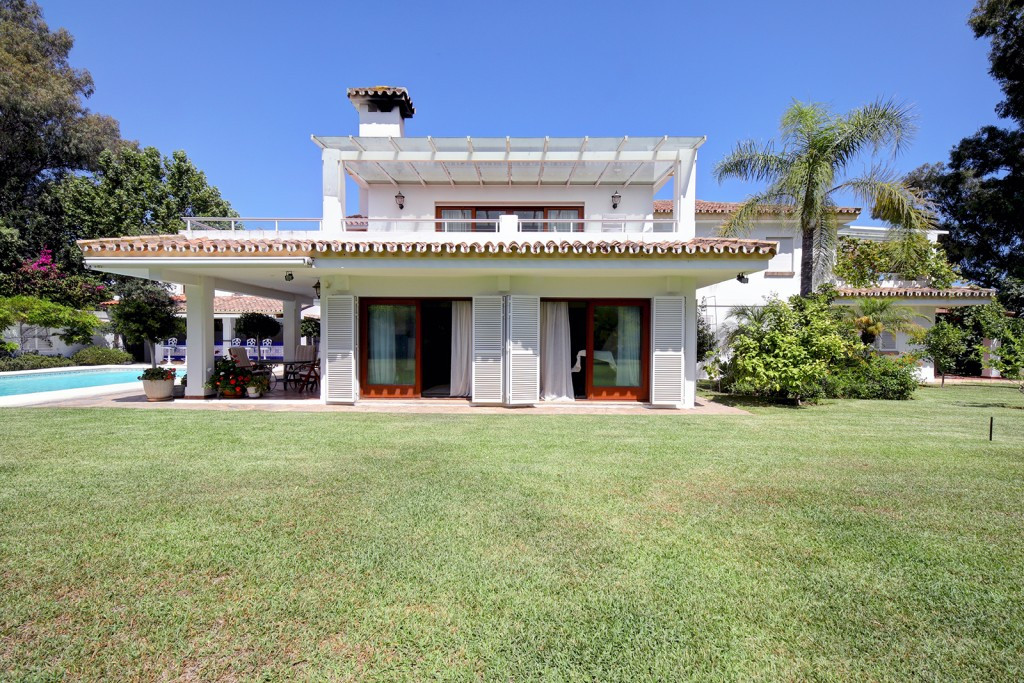 5 Bedroom Villa for Sale in Costalita — 3