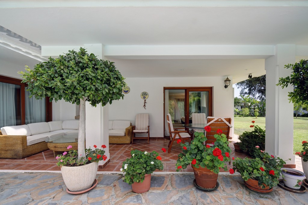 5 Bedroom Villa for Sale in Costalita — view 10