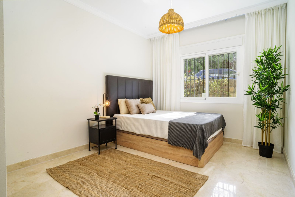 3 Bedroom Apartment for Sale in Marbella — 6