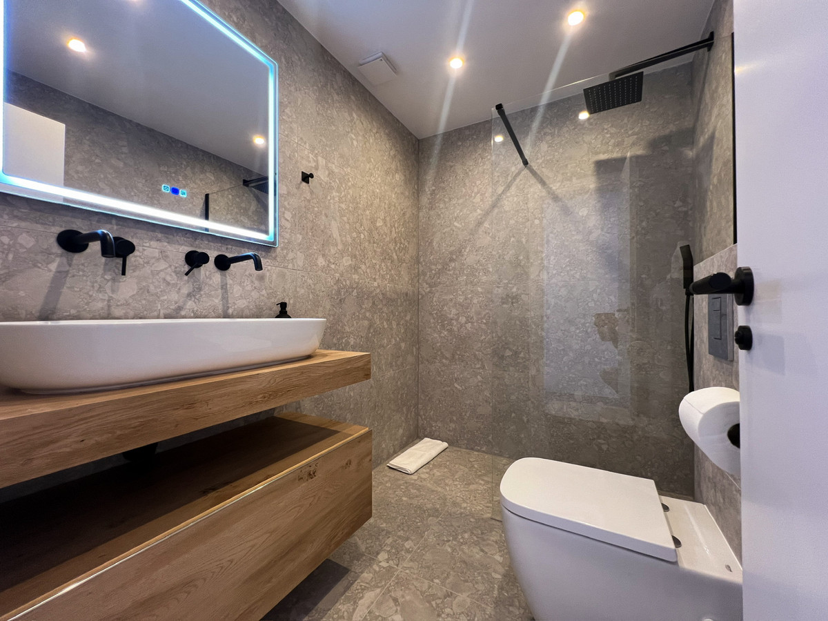 3 Bedroom Apartment for Sale in Nueva Andalucía — 8
