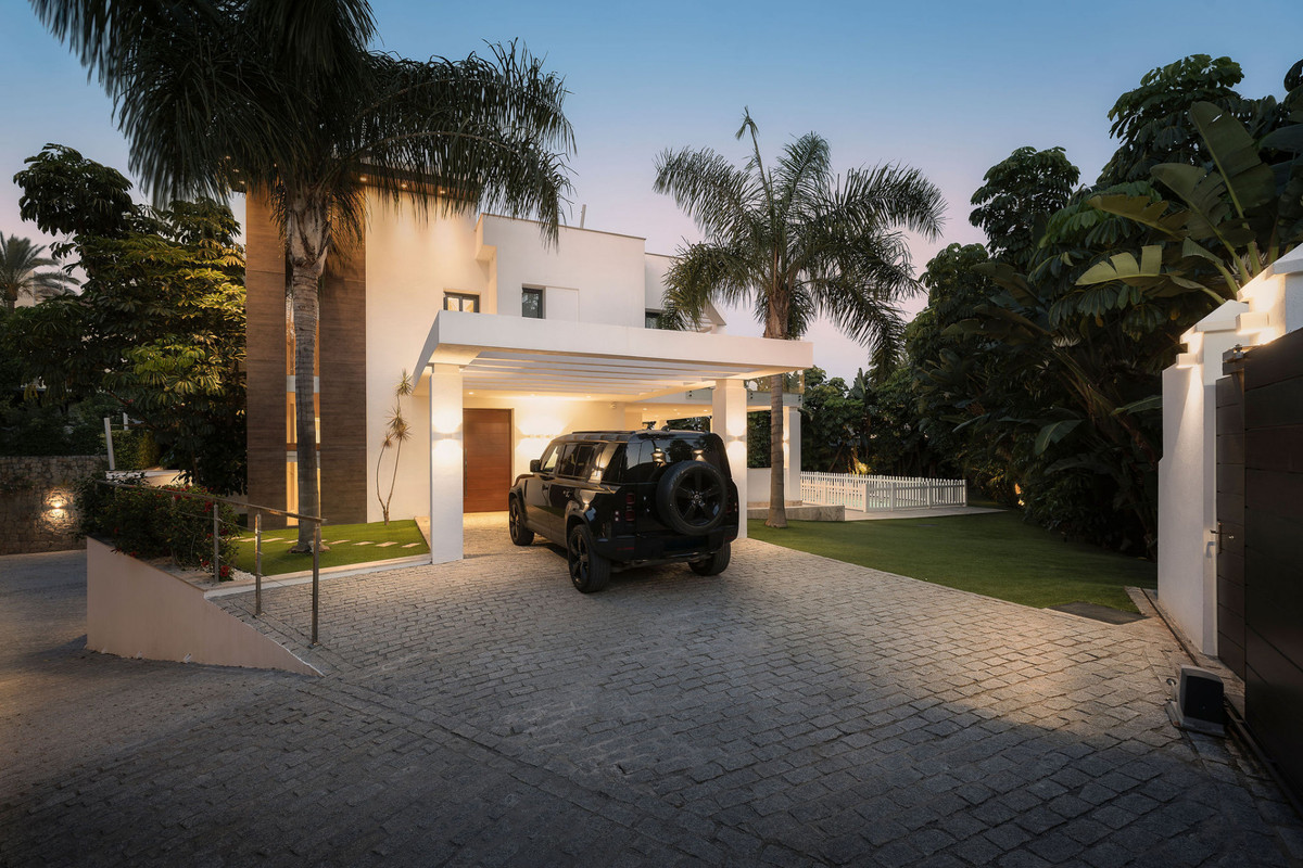 5 Bedroom Villa for Sale in La Quinta — 3