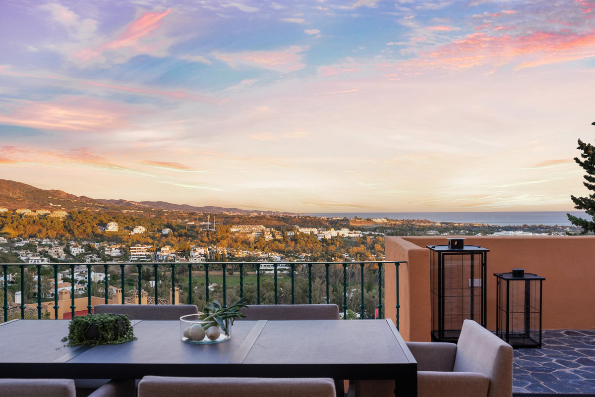4 Bedroom Apartment for Sale in Nueva Andalucía — view 10