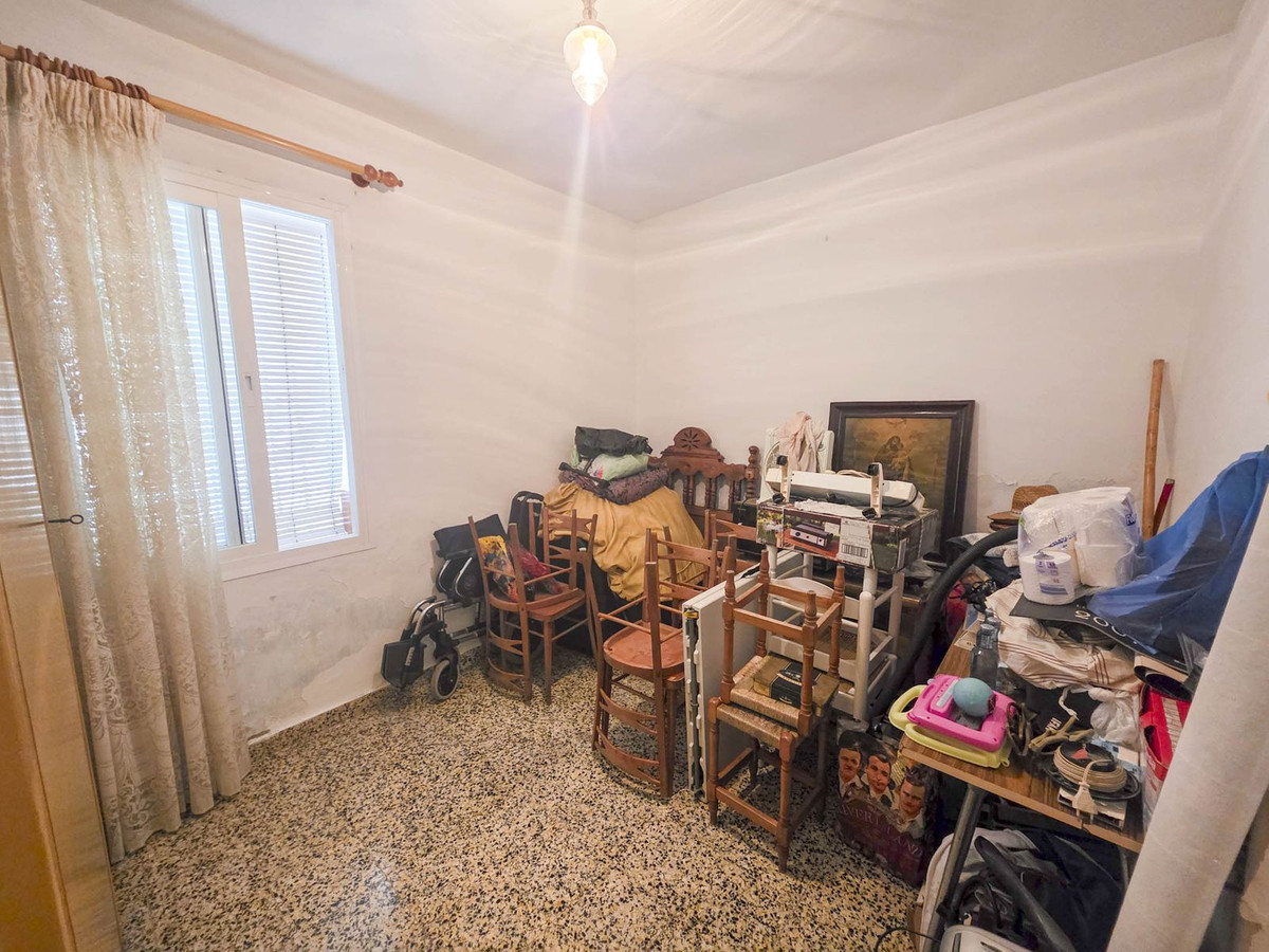 5 Bedroom Villa for Sale in Estepona — 6