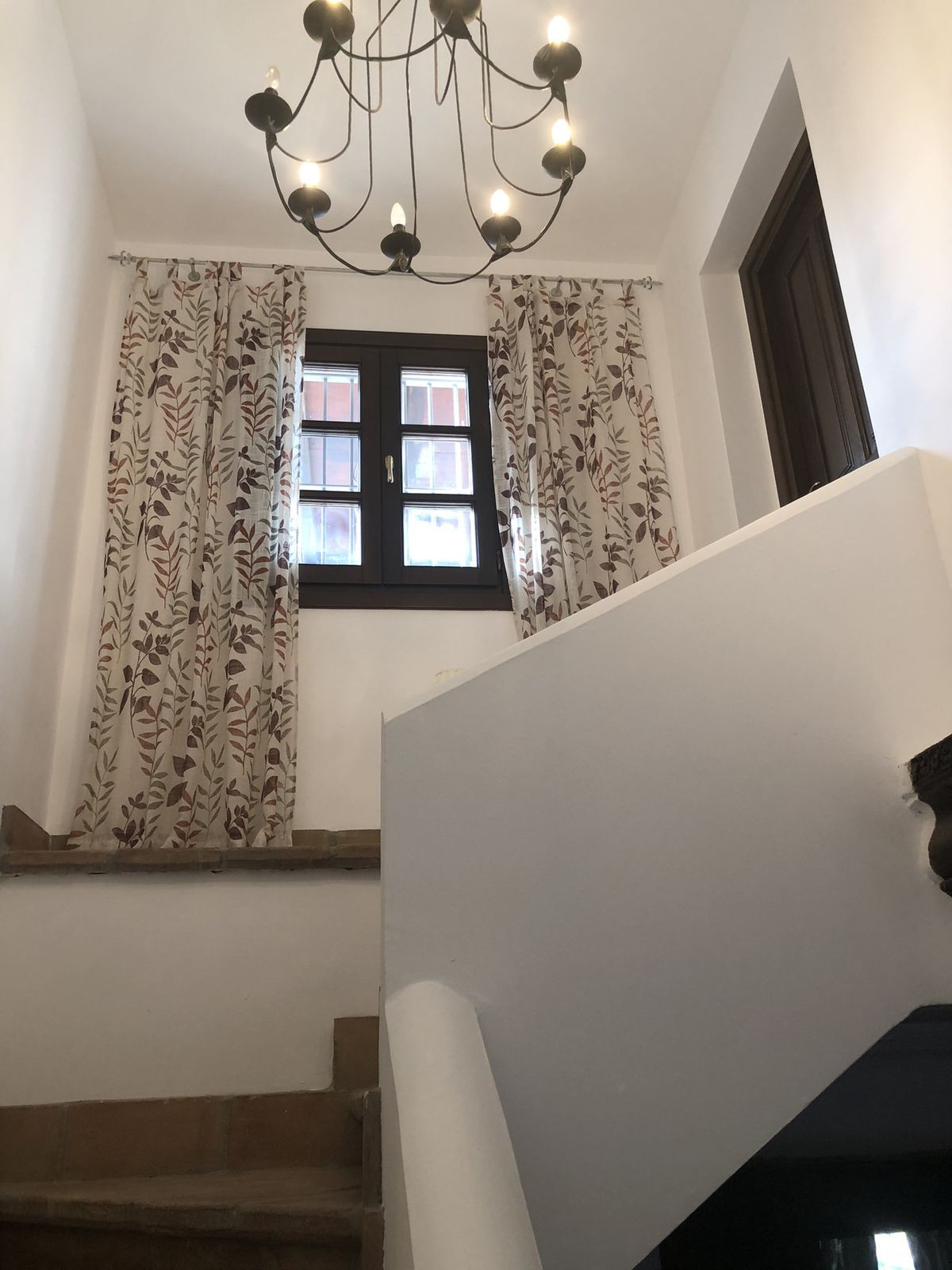 4 Bedroom Villa for Sale in Estepona — 8