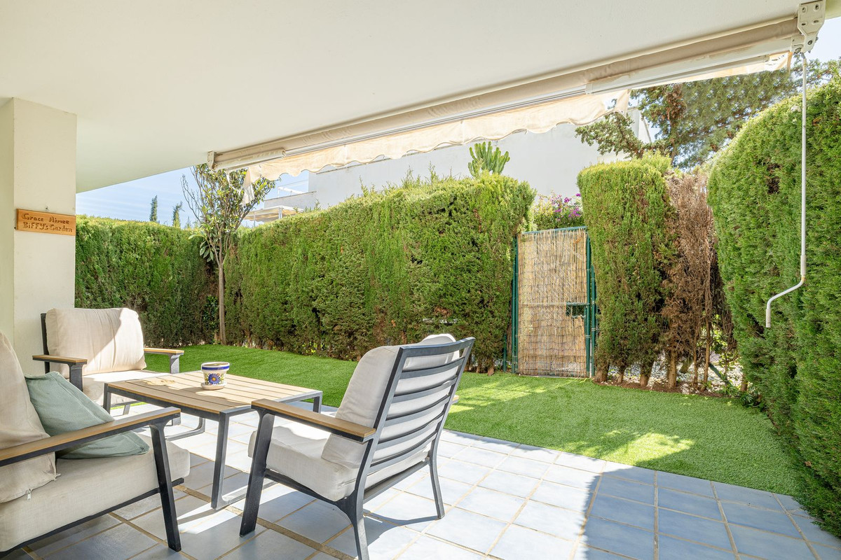 3 Bedroom Apartment for Sale in Nueva Andalucía — 3