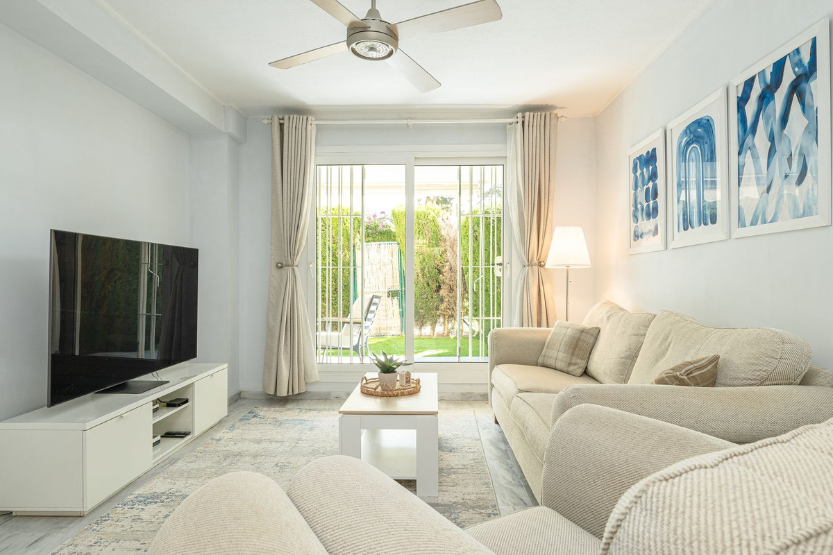 3 Bedroom Apartment for Sale in Nueva Andalucía — 6