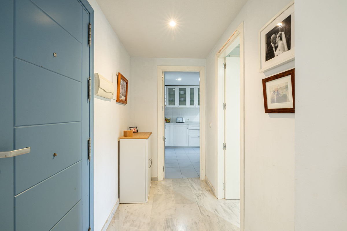 3 Bedroom Apartment for Sale in Nueva Andalucía — 7
