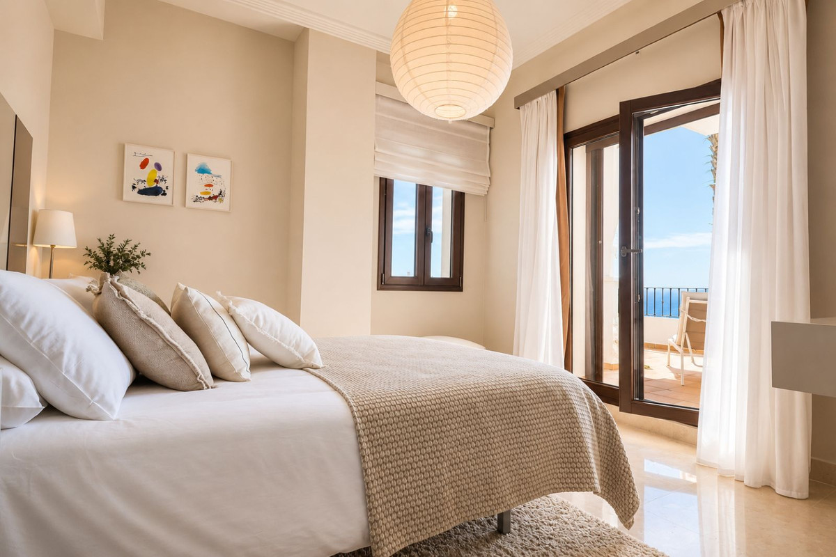 4 Bedroom Villa for Sale in Benahavís — 4