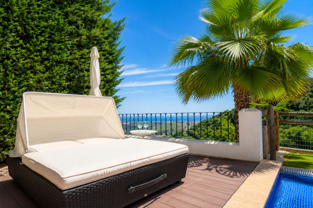 4 Bedroom Villa for Sale in Benahavís — 7