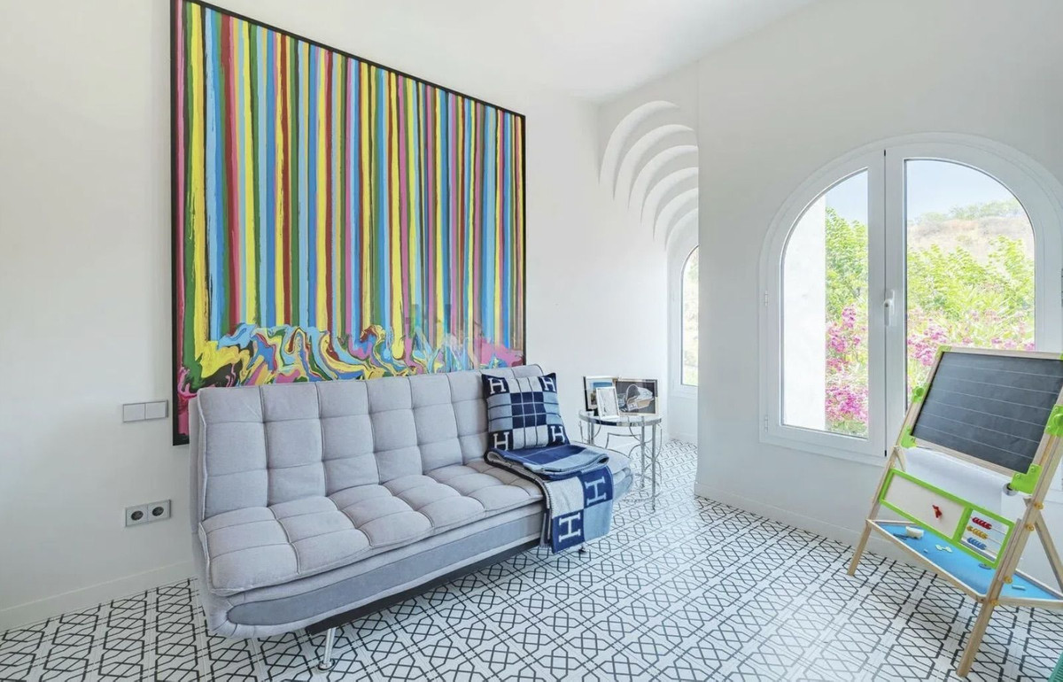5 Bedroom Villa for Sale in Marbella — 7