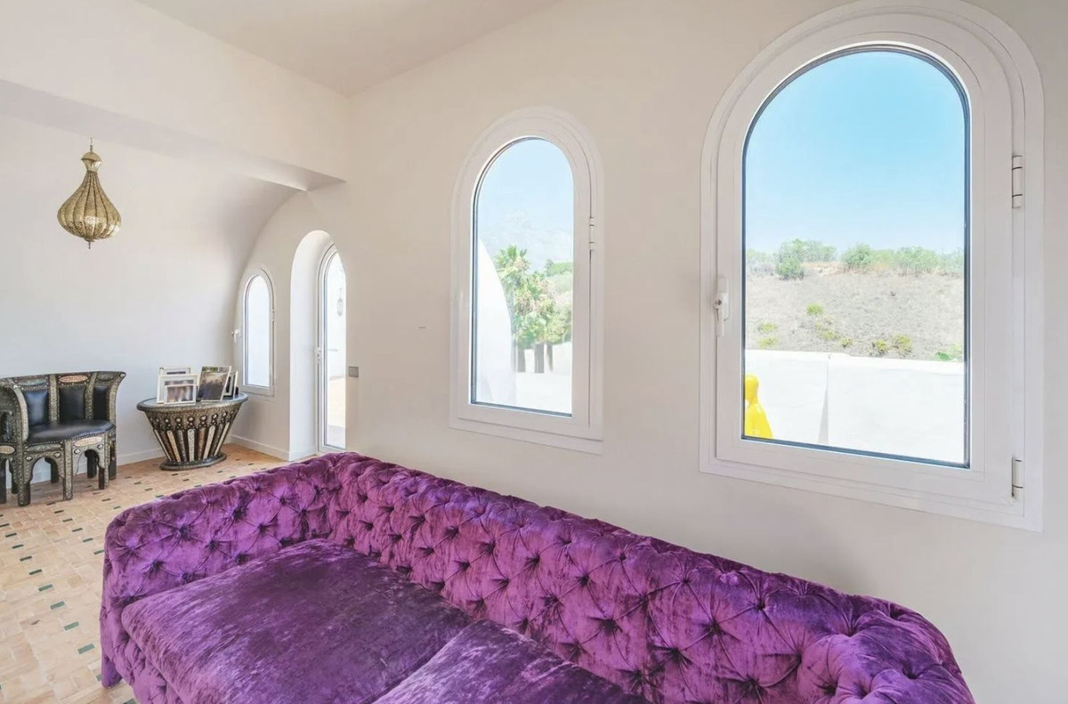 5 Bedroom Villa for Sale in Marbella — 8