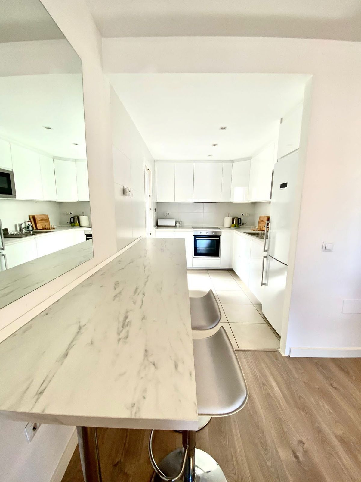3 Bedroom Apartment for Sale in Nueva Andalucía — 7