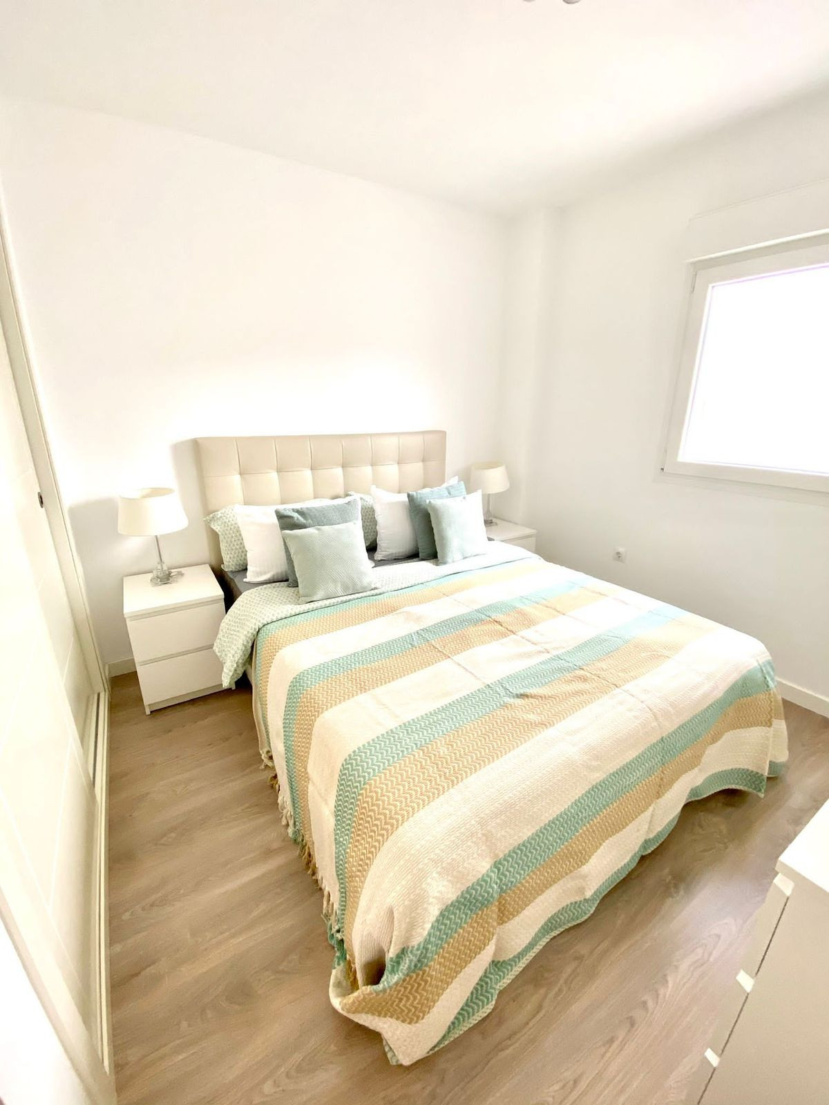 3 Bedroom Apartment for Sale in Nueva Andalucía — view 10