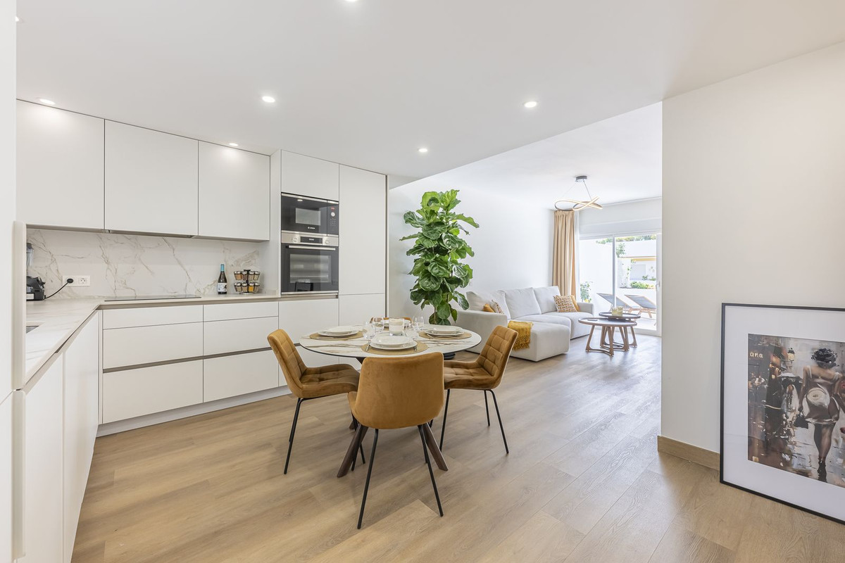 1 Bedroom Apartment for Sale in The Golden Mile — 7