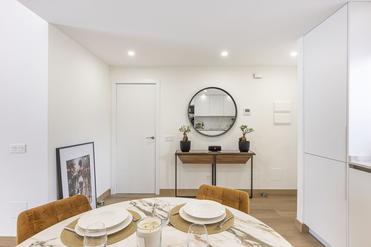1 Bedroom Apartment for Sale in The Golden Mile — 9