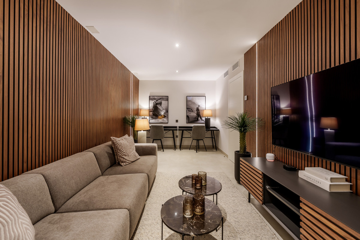 5 Bedroom Villa for Sale in Puerto Banús — view 10