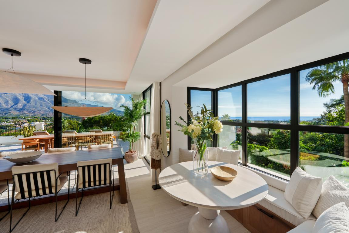 6 Bedroom Villa for Sale in Nueva Andalucía — view 10