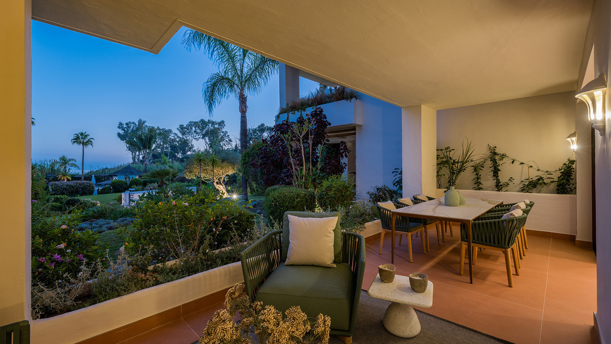 3 Bedroom Apartment for Sale in Estepona — 6