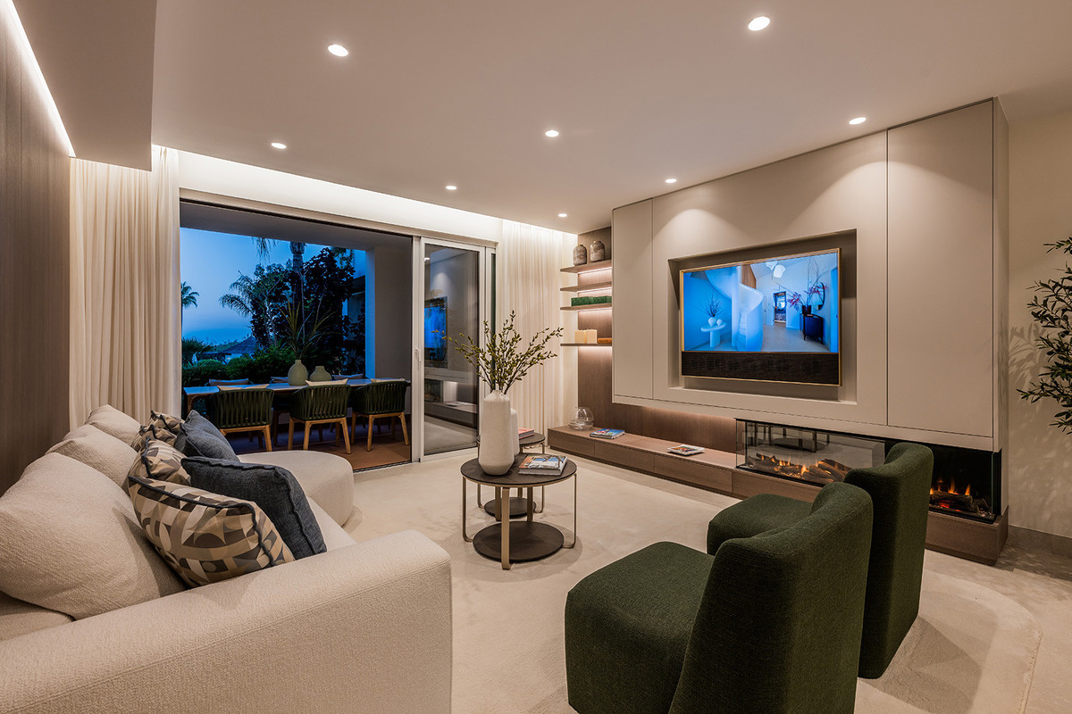 3 Bedroom Apartment for Sale in Estepona — view 10