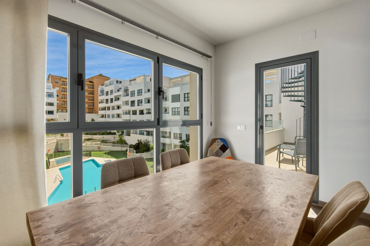 3 Bedroom Apartment for Sale in Estepona — 9