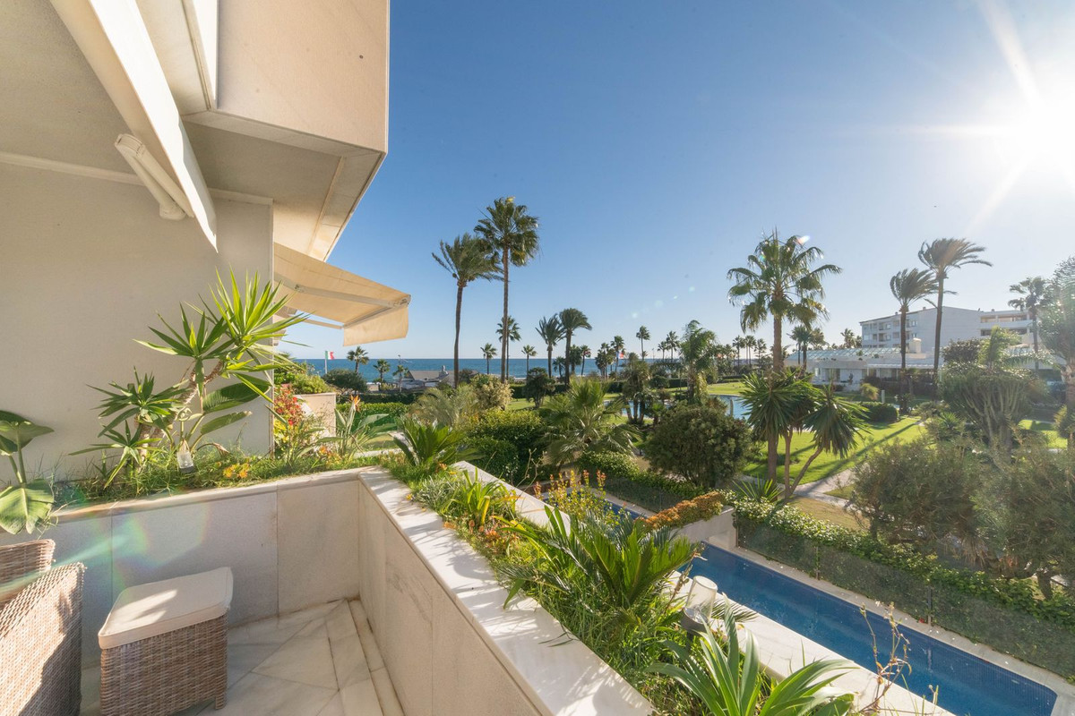 2 Bedroom Apartment for Sale in Marbella — 3