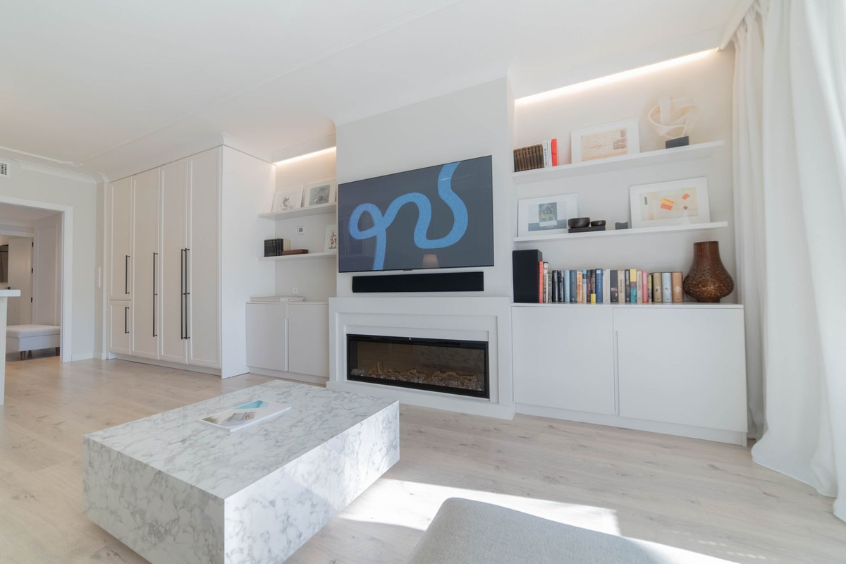 2 Bedroom Apartment for Sale in Marbella — 7