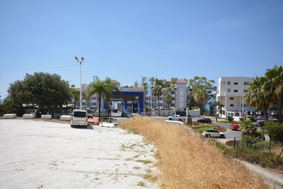 Plot for Sale in Estepona — 6